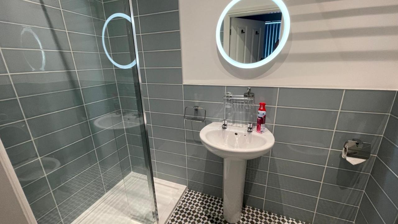 Anfield Place To Stay Liverpool Esterno foto