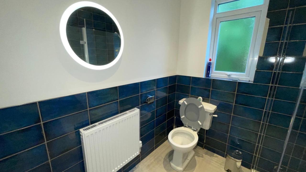 Anfield Place To Stay Liverpool Esterno foto